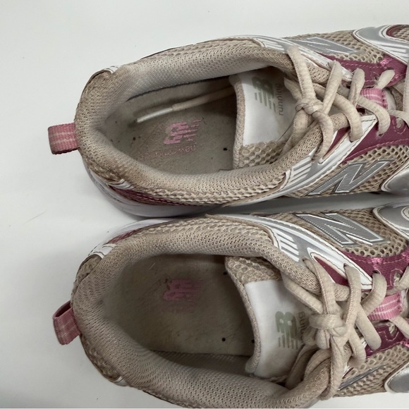 New Balance 530 Pink and White Chunky Sneakers - Picture 9 of 11